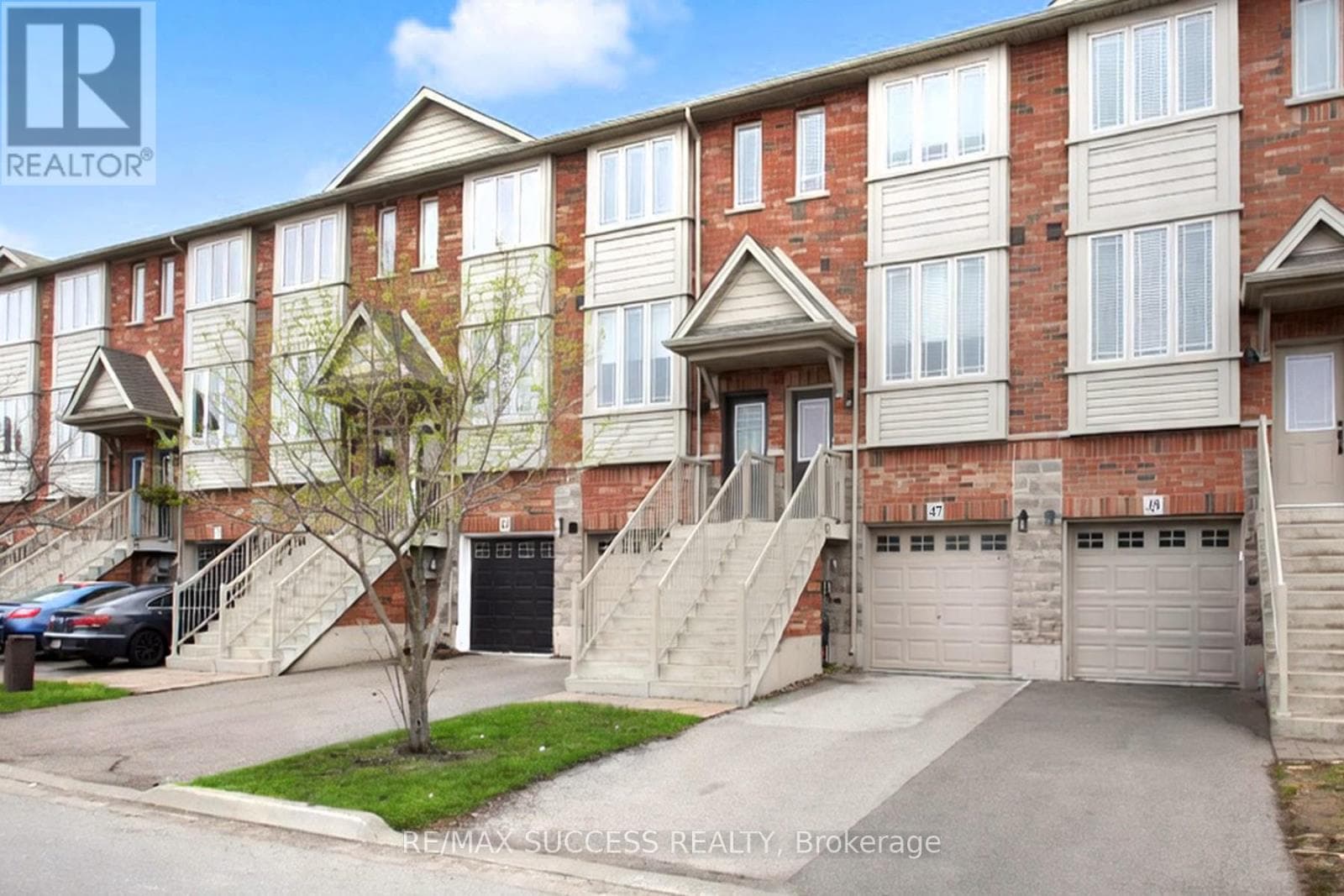 47 EDENROCK DRIVE photo 2