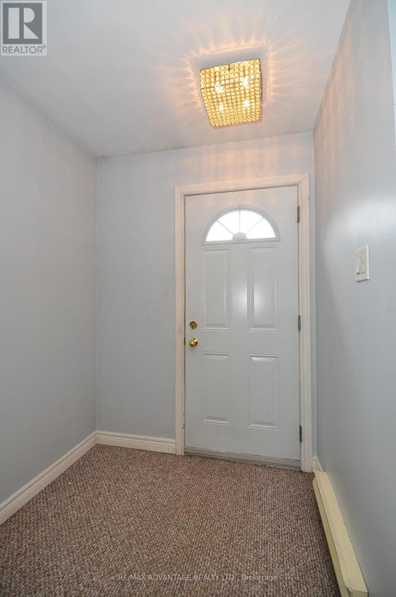 27 - 1430 JALNA BOULEVARD photo 3