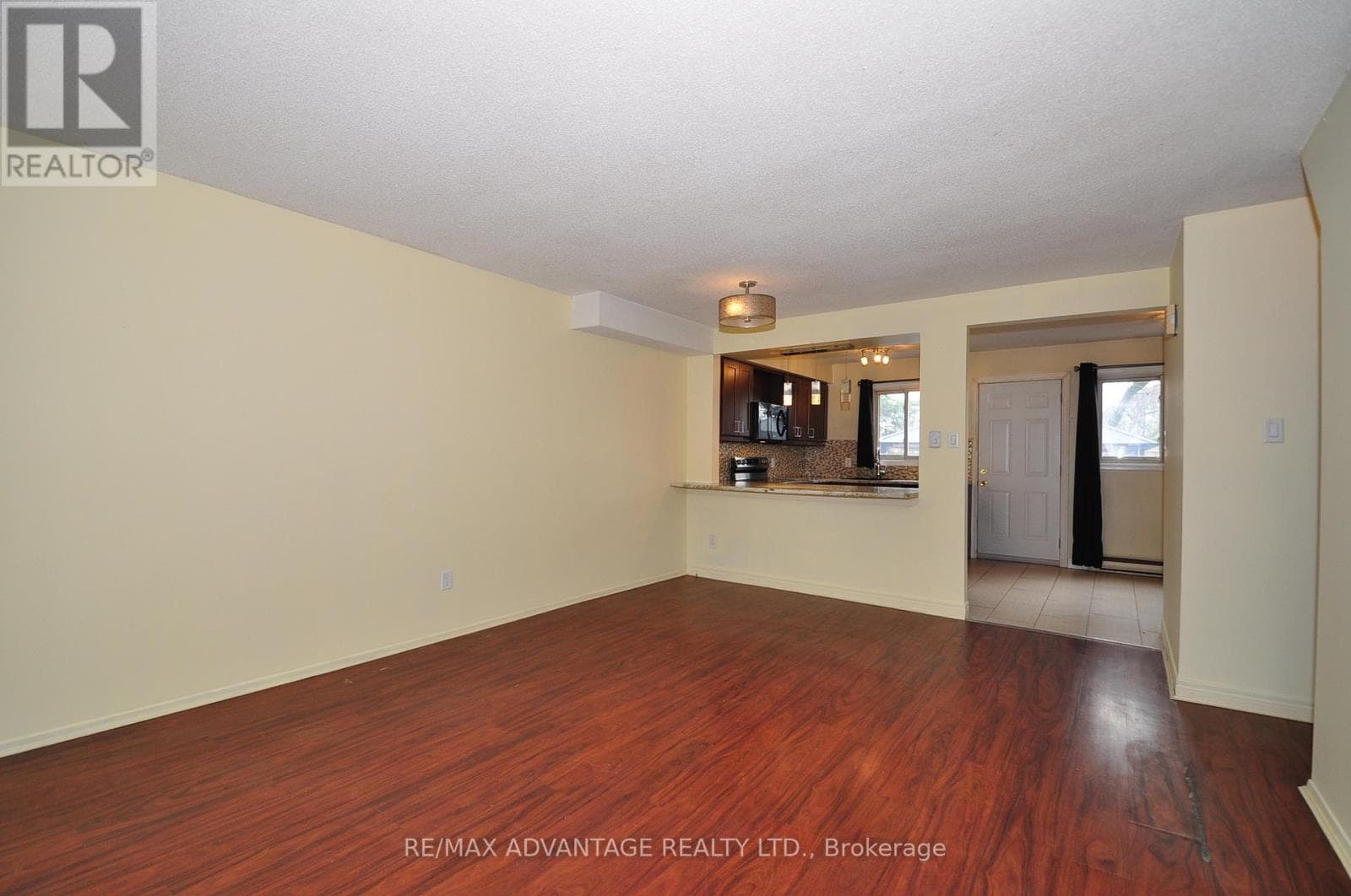27 - 1430 JALNA BOULEVARD photo 5