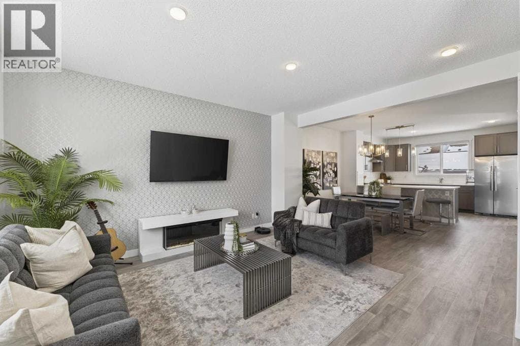 29 Carringvue Way NW photo 4