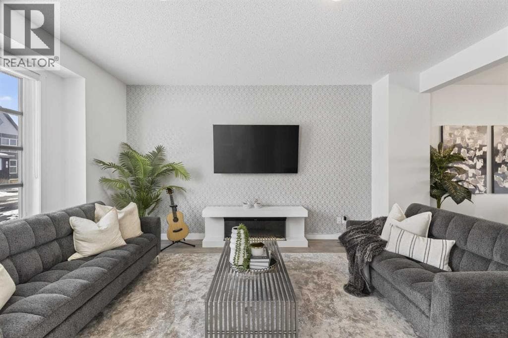 29 Carringvue Way NW photo 5