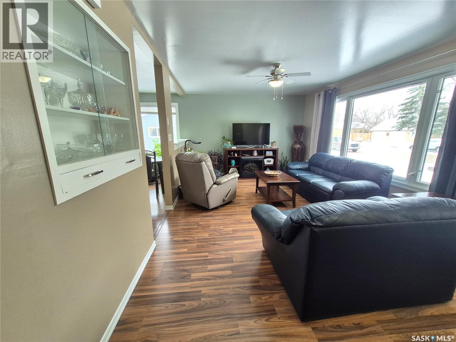 309 Frederick STREET photo 5