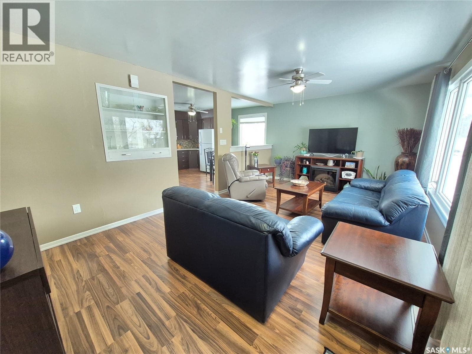 309 Frederick STREET photo 2