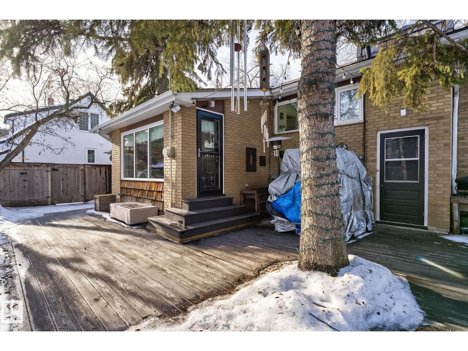 10235 134 ST NW NW photo 2