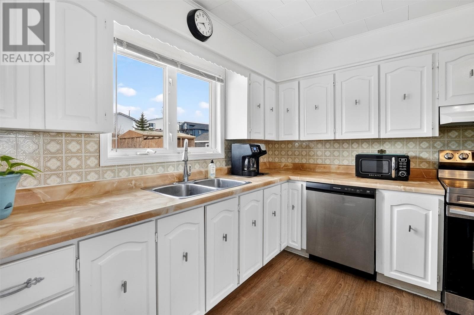 48 Harbour Buffett Road photo 4