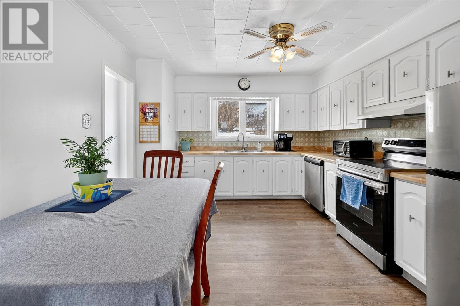 48 Harbour Buffett Road photo 5