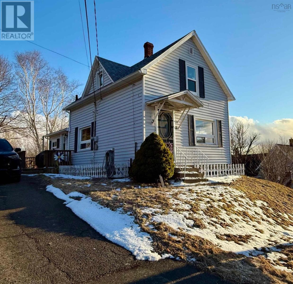 6 Chestnut Street photo 2
