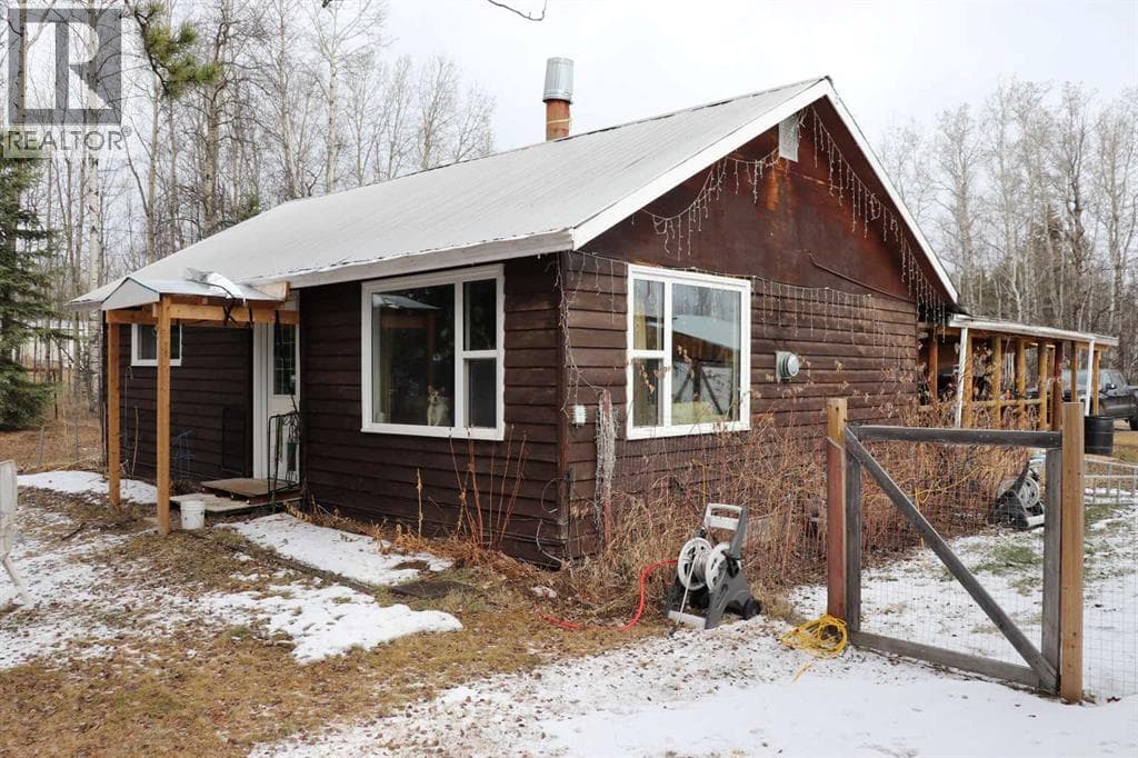 2 bed 1 bath single family at 2302 10 Street — $232,500