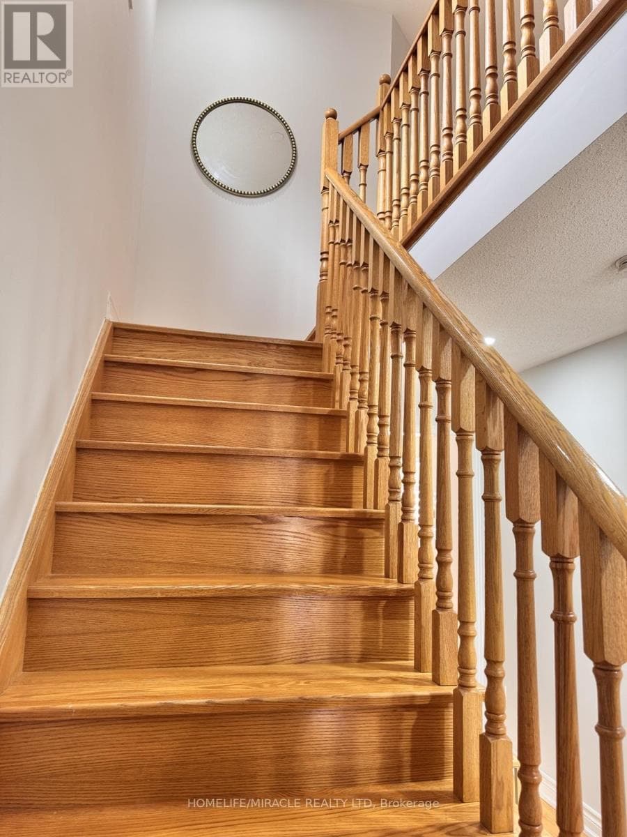 65 BELLCHASE TRAIL photo 4