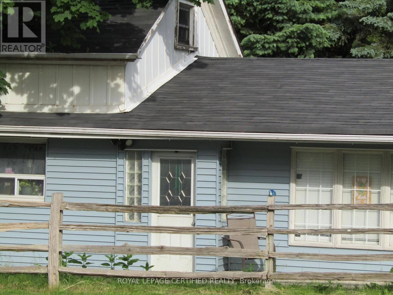 170 TROILESS STREET photo 5