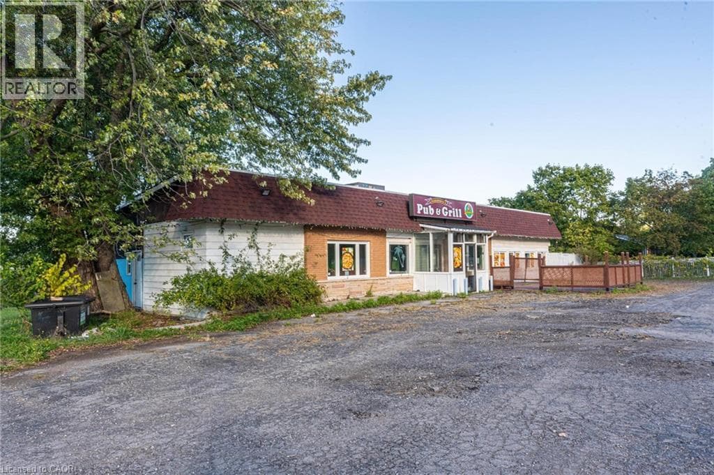 5391 KING Street photo 4