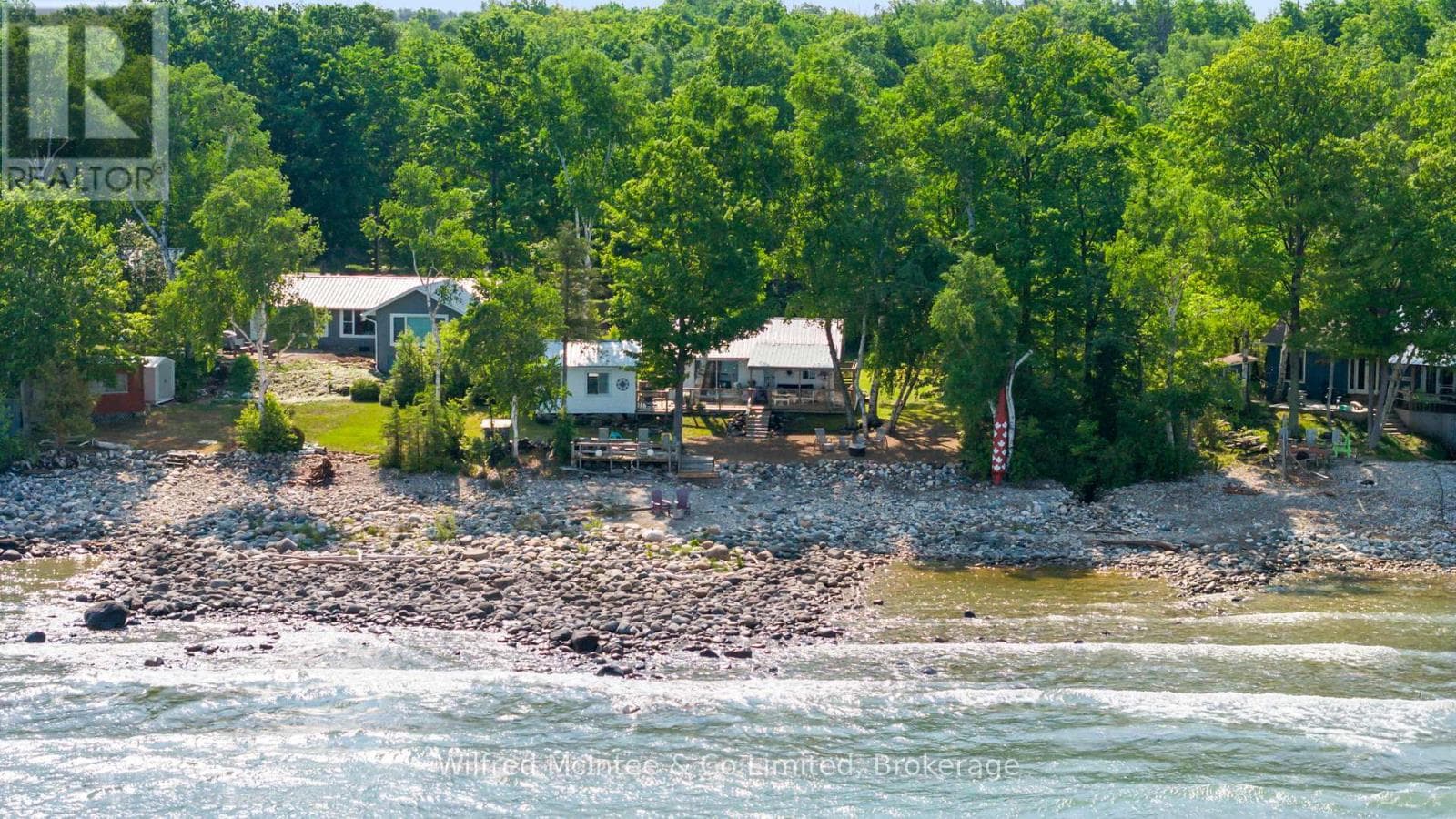 415 BRUCE ROAD 13 photo 5