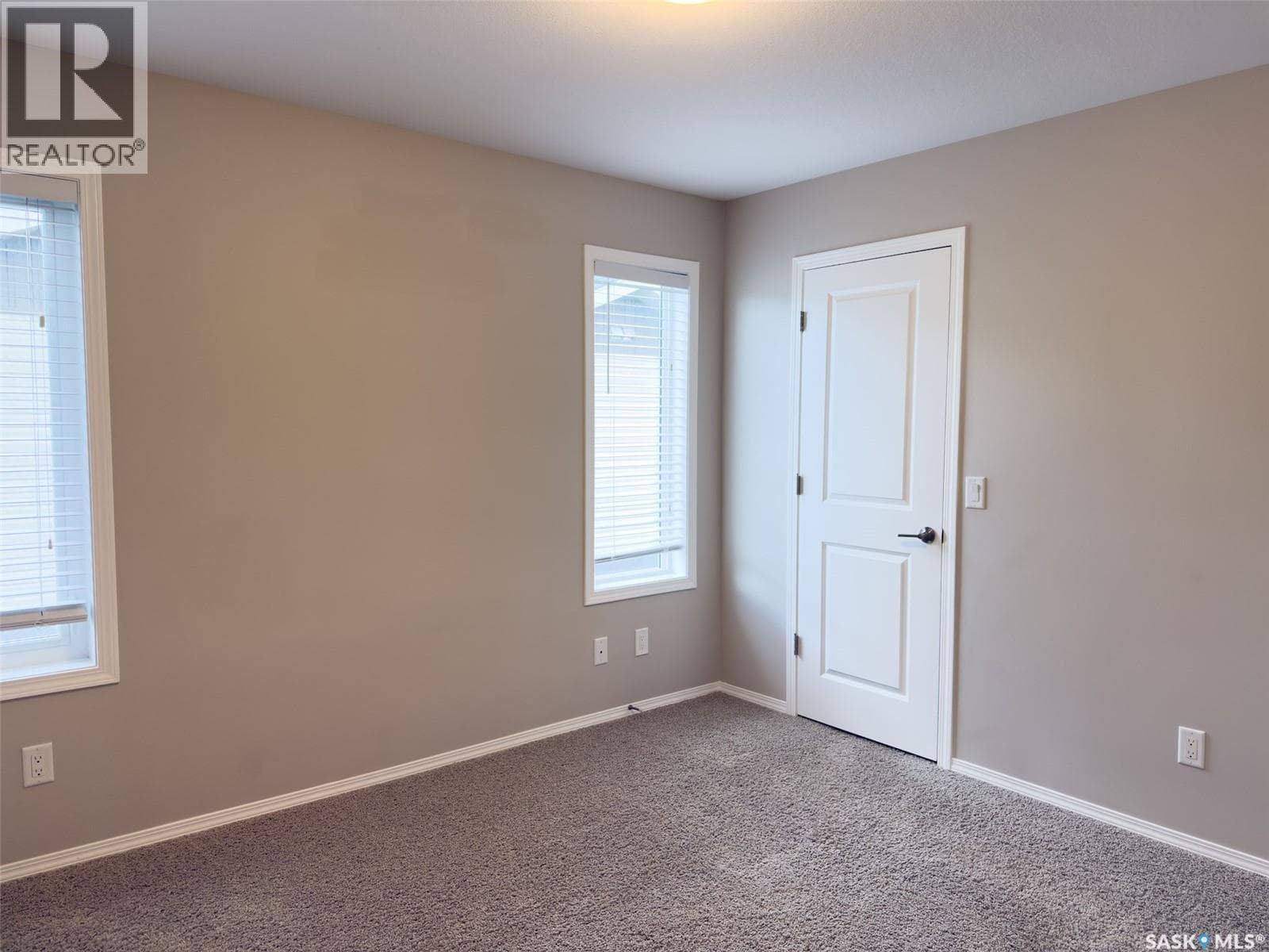308 100 Chaparral BOULEVARD photo 8