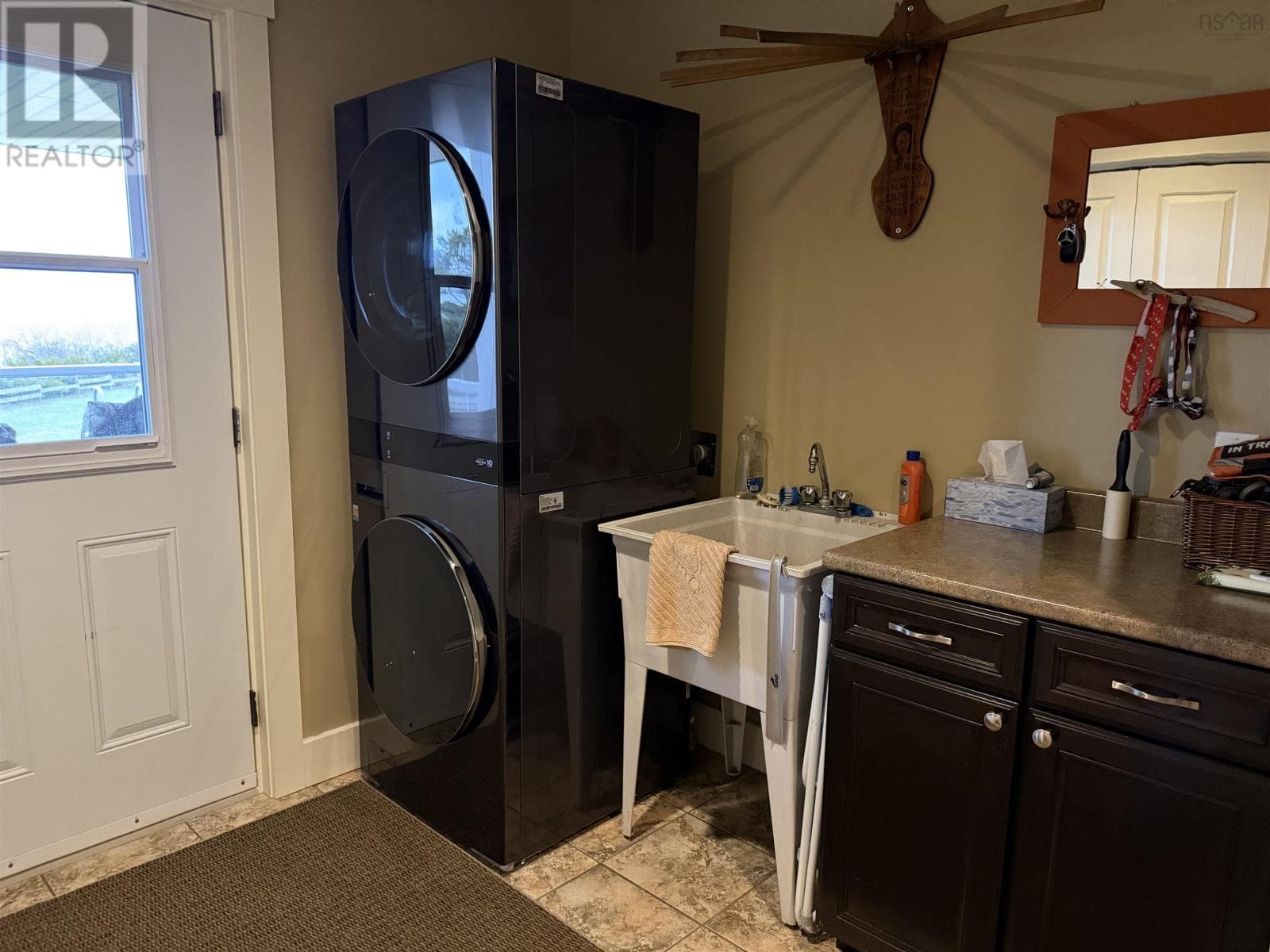8622 Highway 209 photo 5