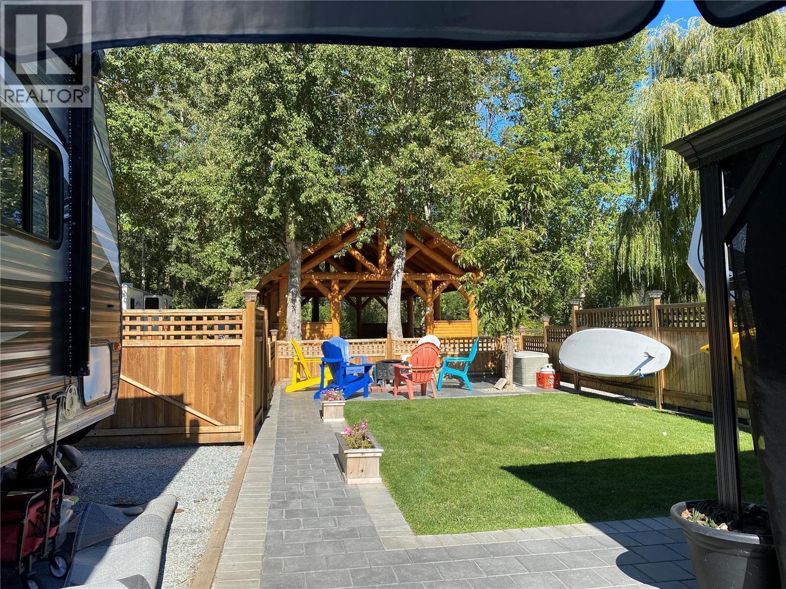 55 Cottonwood Drive N photo 4