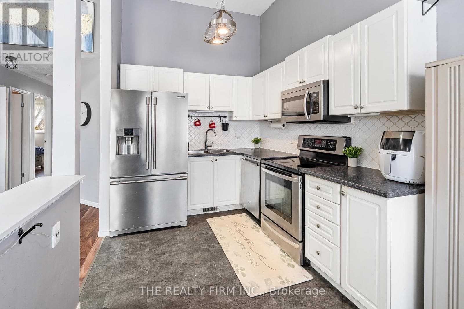 79 SUNRISE CRESCENT photo 5