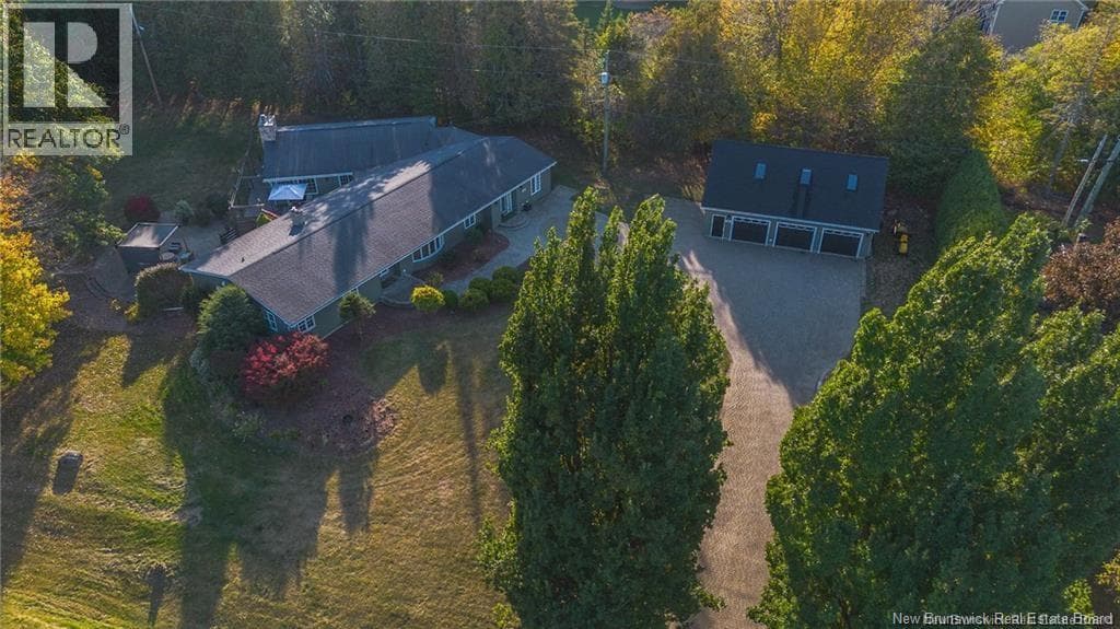 121 Graham Drive photo 3