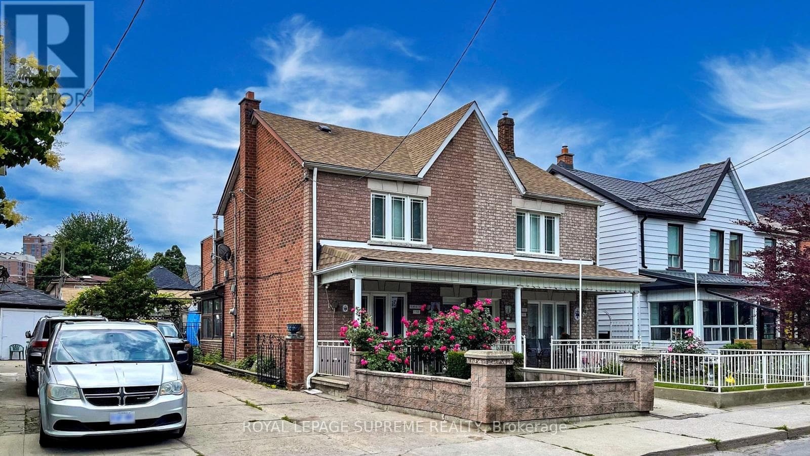 156 OSLER STREET photo 2