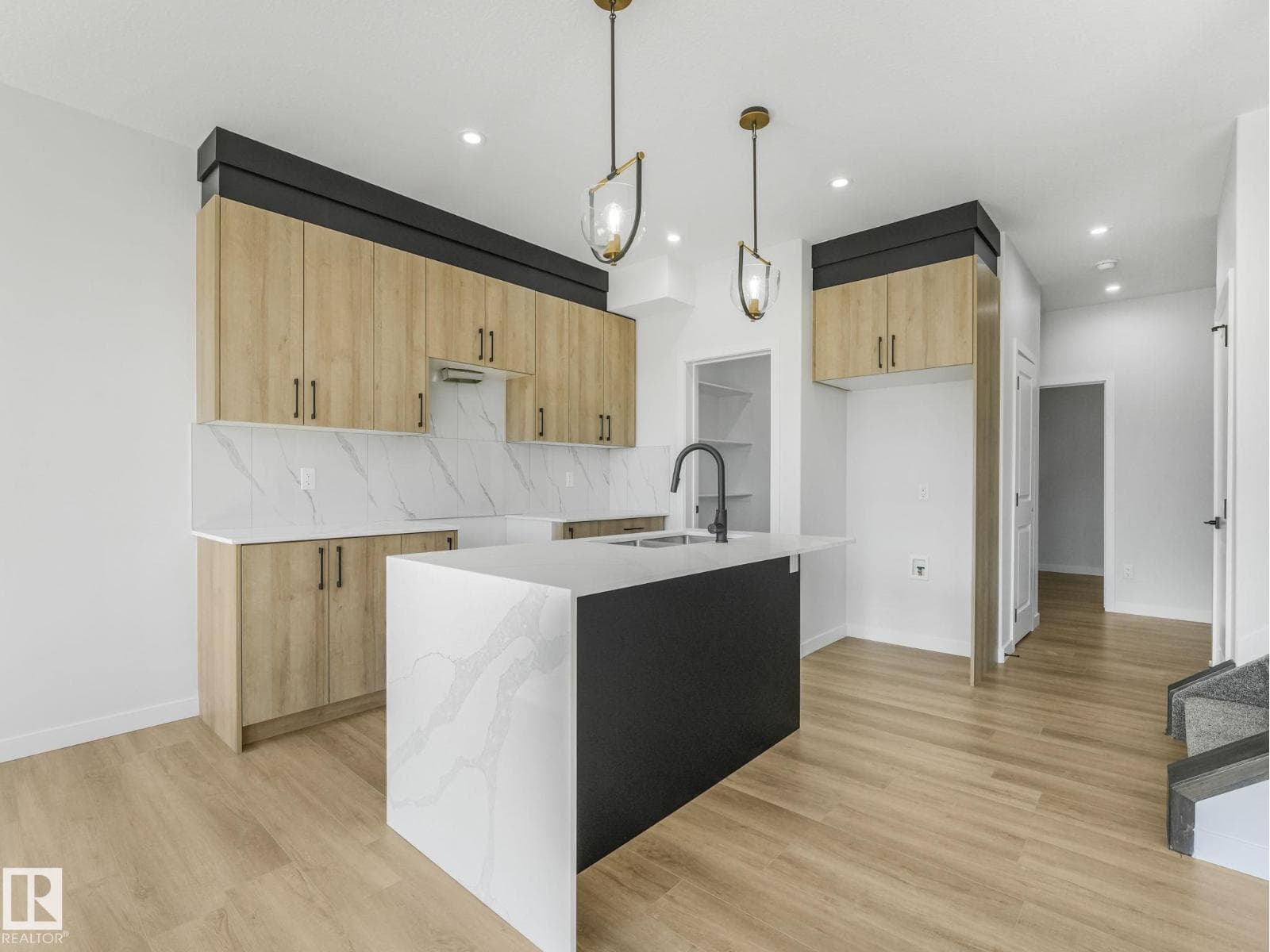 272 Munn WY — photo 4