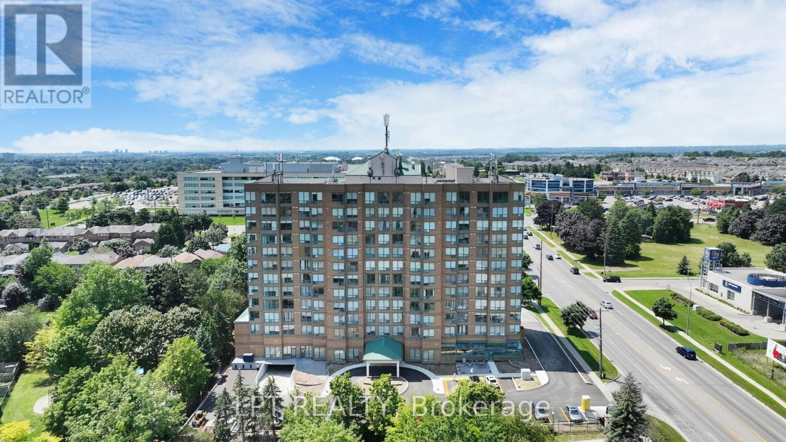505 - 711 ROSSLAND ROAD E photo 4
