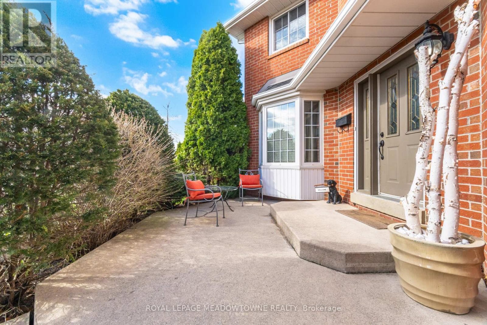 38 MCKILLOP COURT photo 2