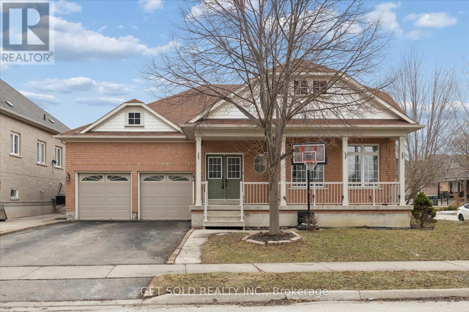 4 bed 3 bath single family at 16 DEERCHASE ROAD — $1,069,000