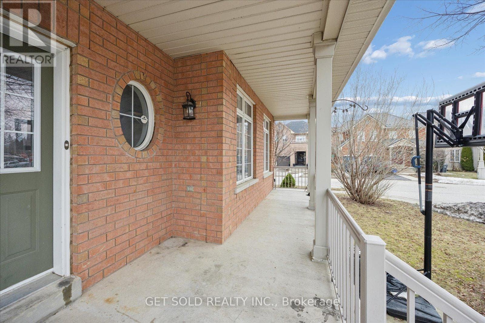 16 DEERCHASE ROAD photo 5
