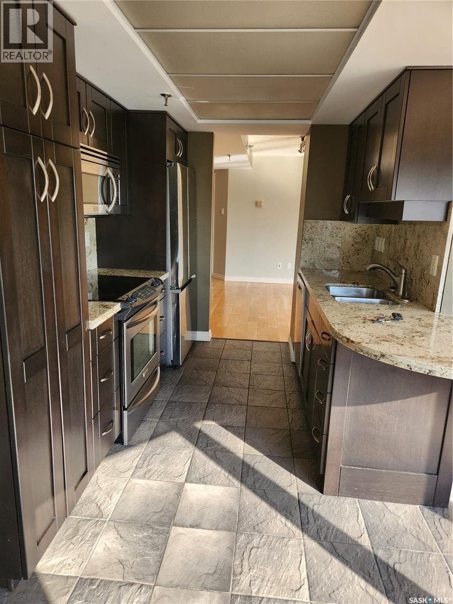 570 424 Spadina CRESCENT E — photo 5