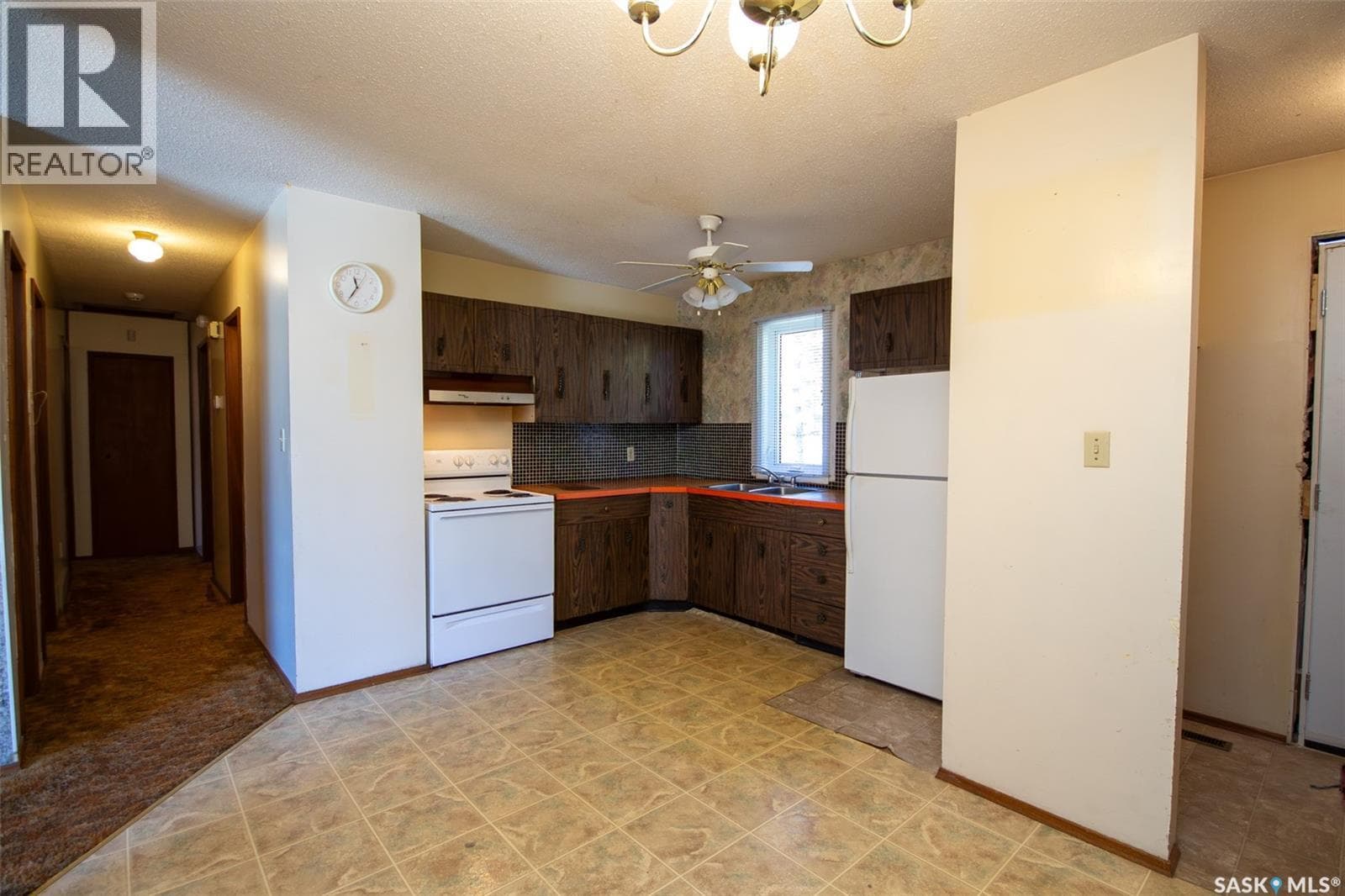 1581 110th STREET photo 4