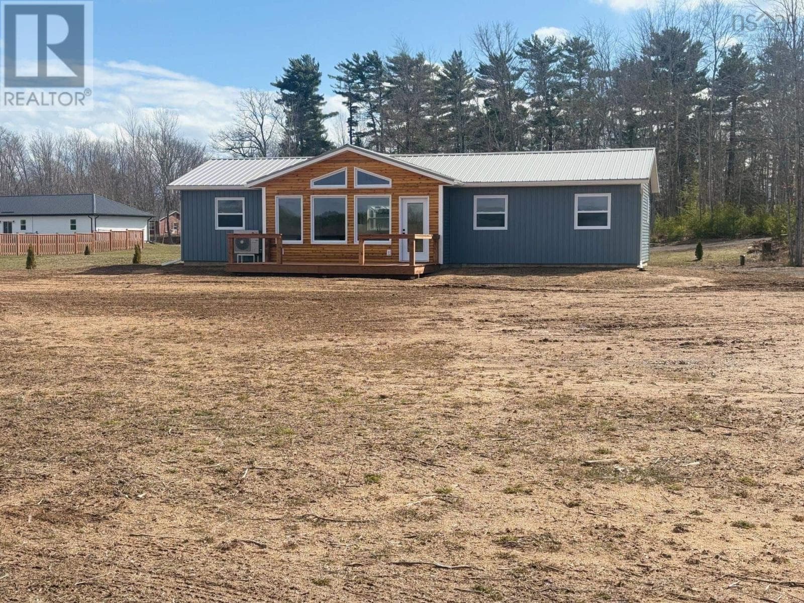 668 Whitman Road, Ward/Whitman photo 5