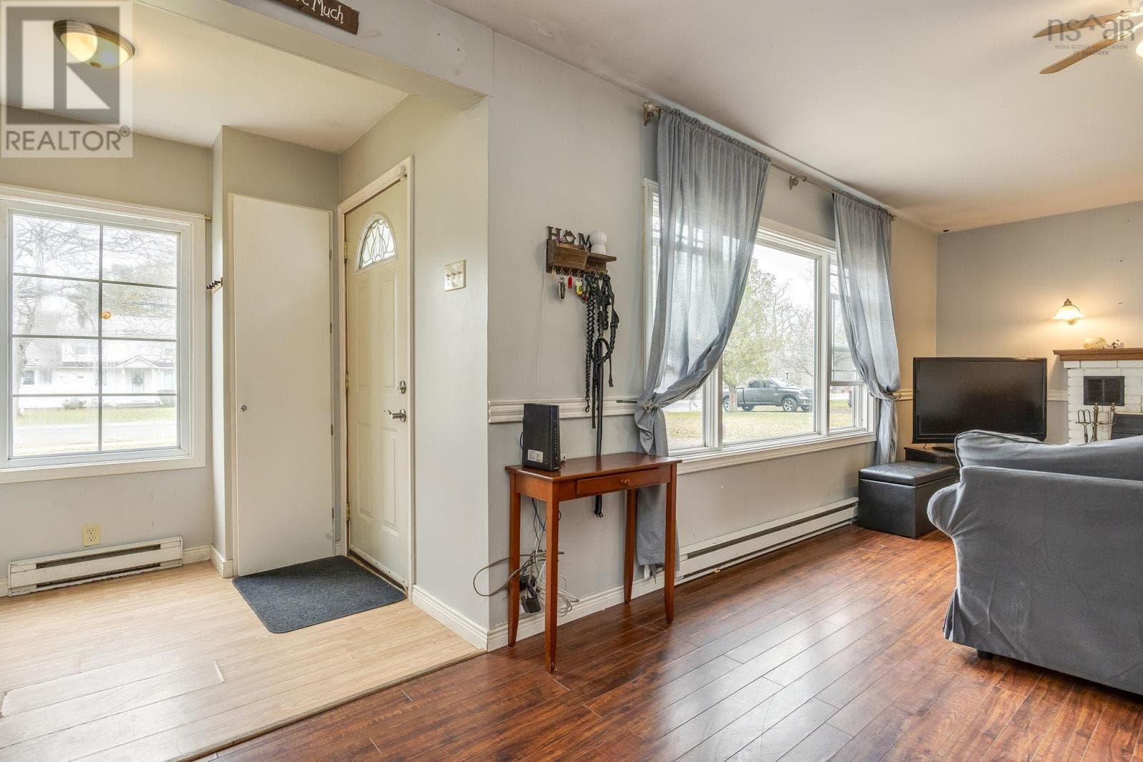 88 lawrencetown Lane photo 4