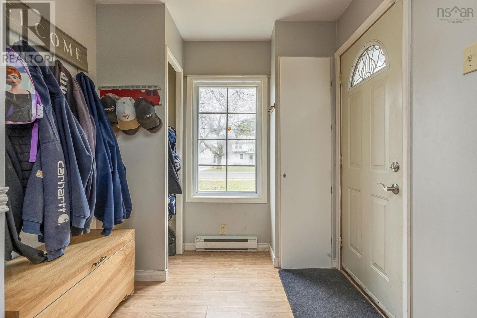 88 lawrencetown Lane photo 3