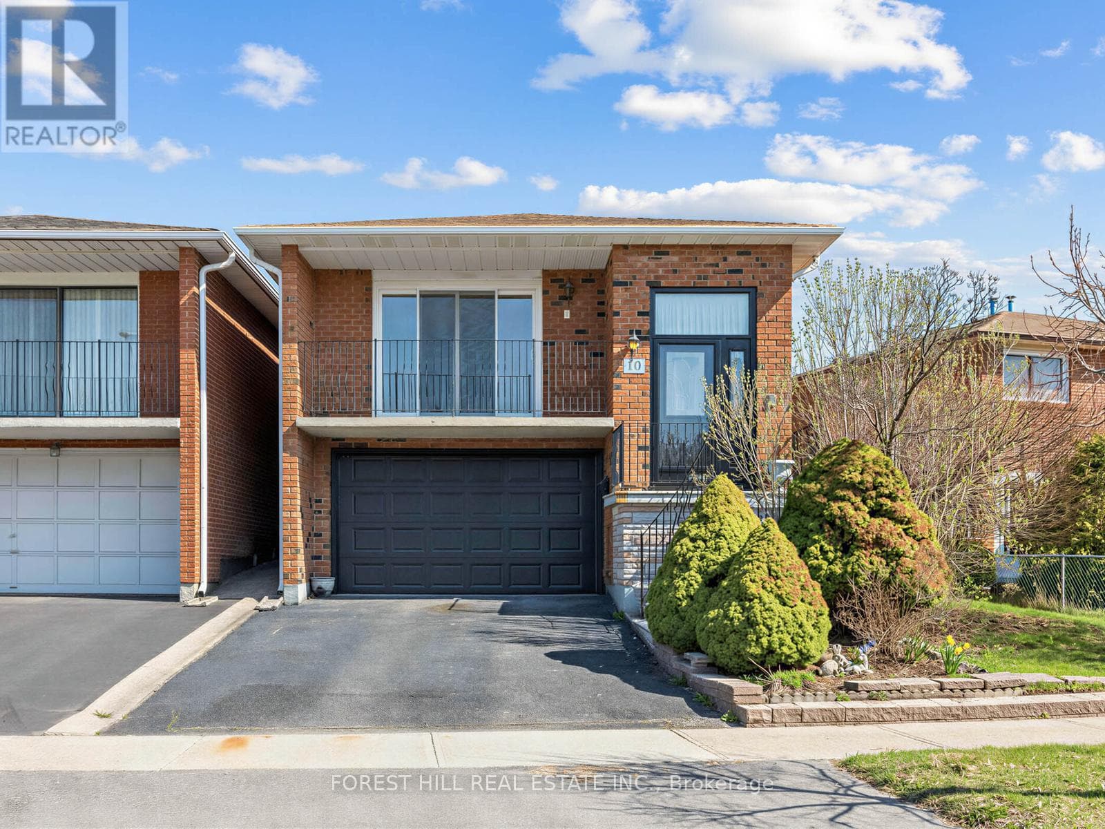 10 BOYNE HIGHLAND CRESCENT photo 2