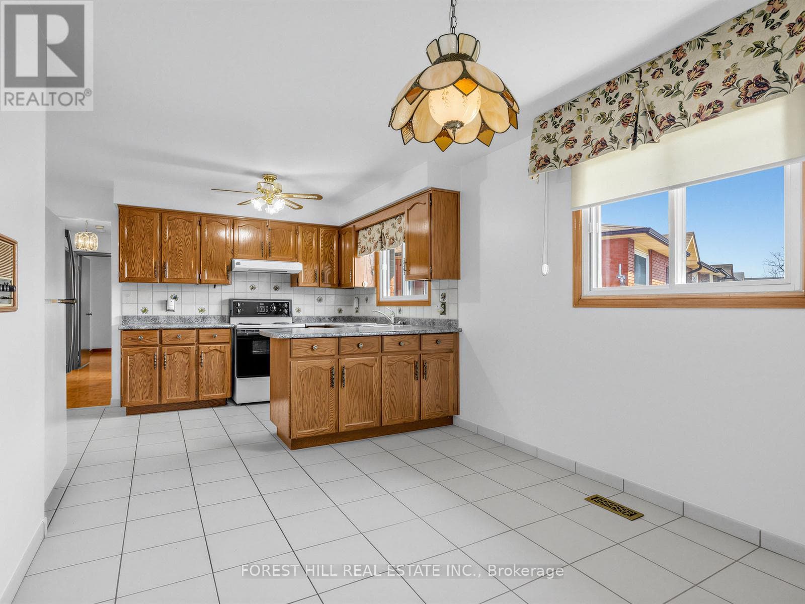 10 BOYNE HIGHLAND CRESCENT photo 5