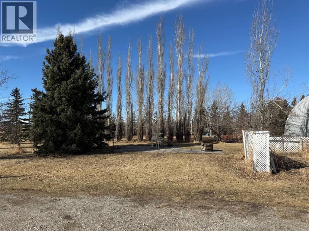 343 3 Street N photo 4
