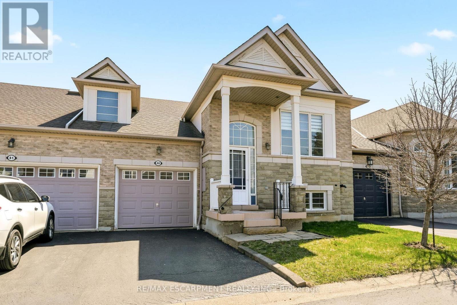 40 - 4400 MILLCROFT PARK DRIVE photo 3