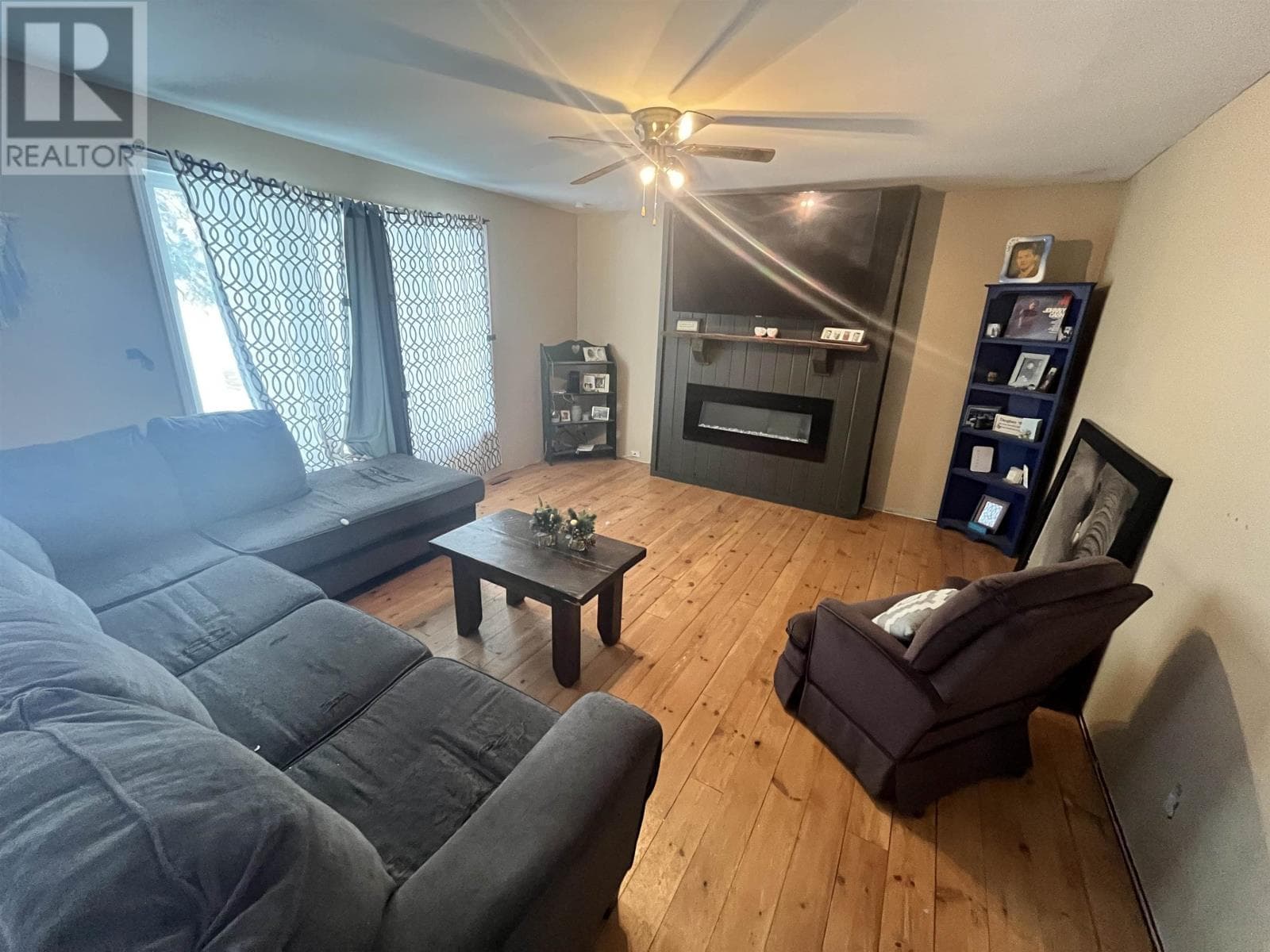 25 Balsam Avenue photo 5