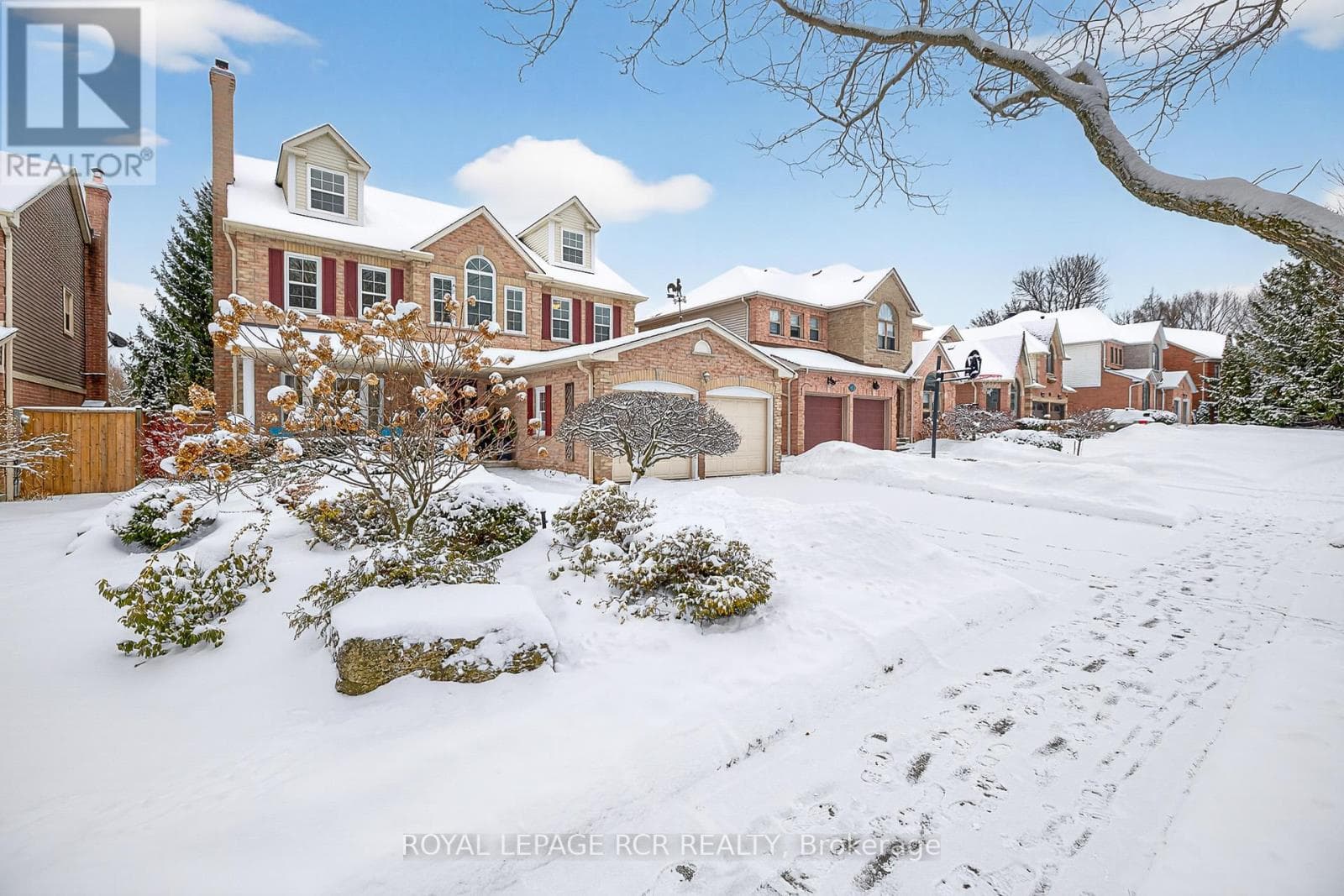 27 KENNETT DRIVE photo 2