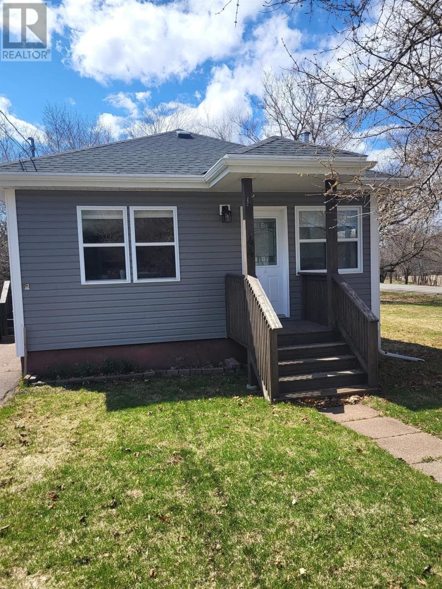2 bed 1 bath single family at 44 Kaulback Street — $339,000