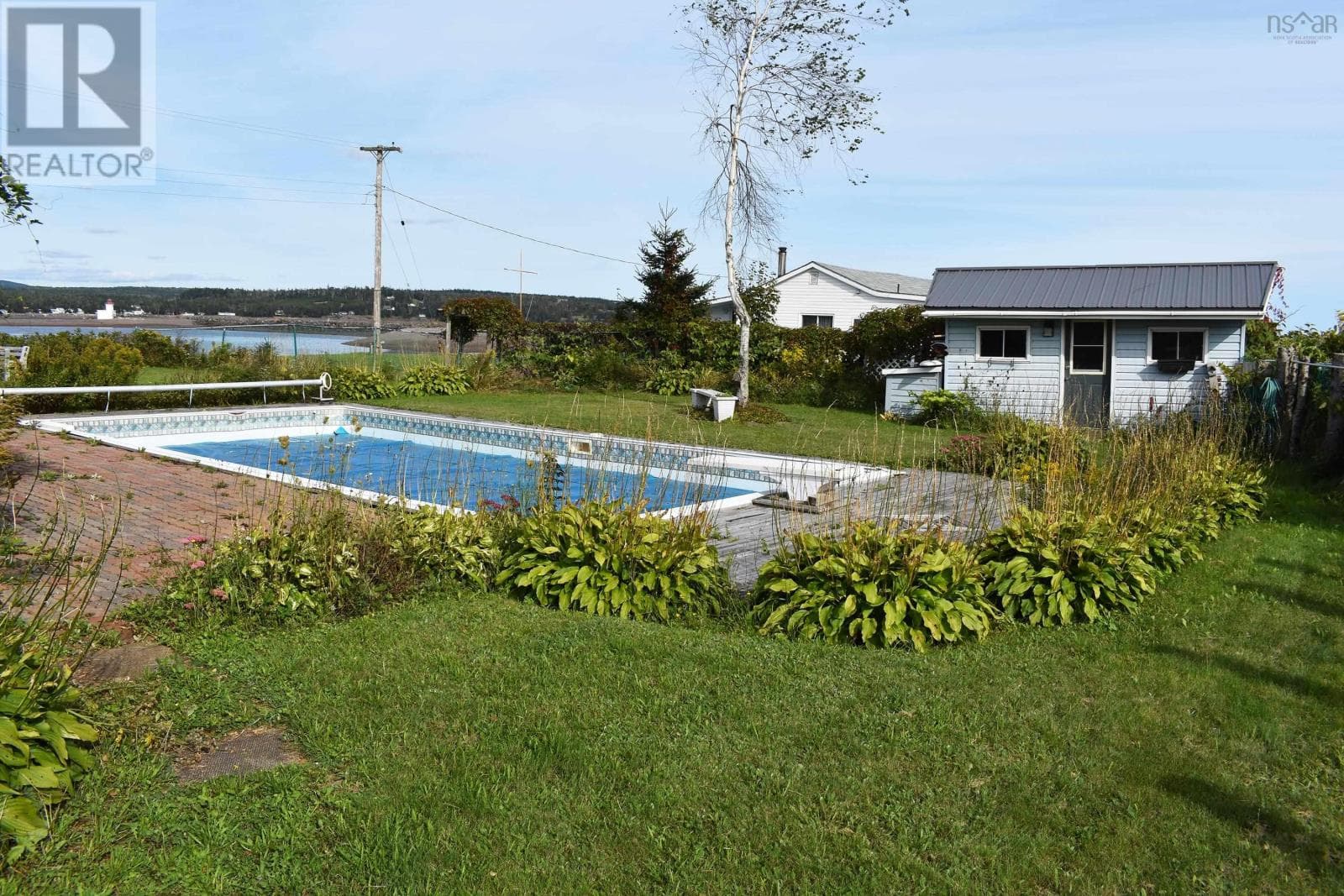 208 Lighthouse Road photo 3