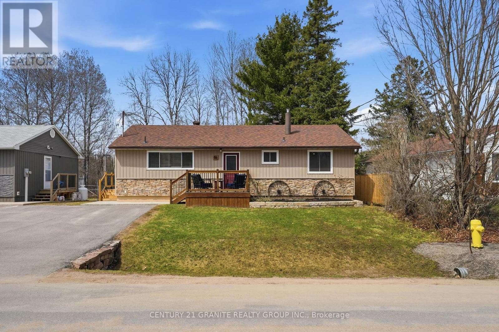3 bed 1 bath single family at 66 SPRUCEDALE STREET — $369,000