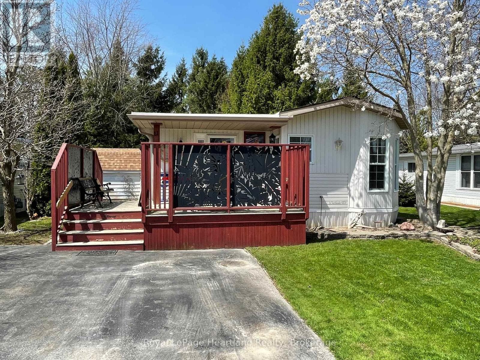 2 bed 1 bath single family at 11 - 77719 BLUEWATER HIGHWAY — $229,000