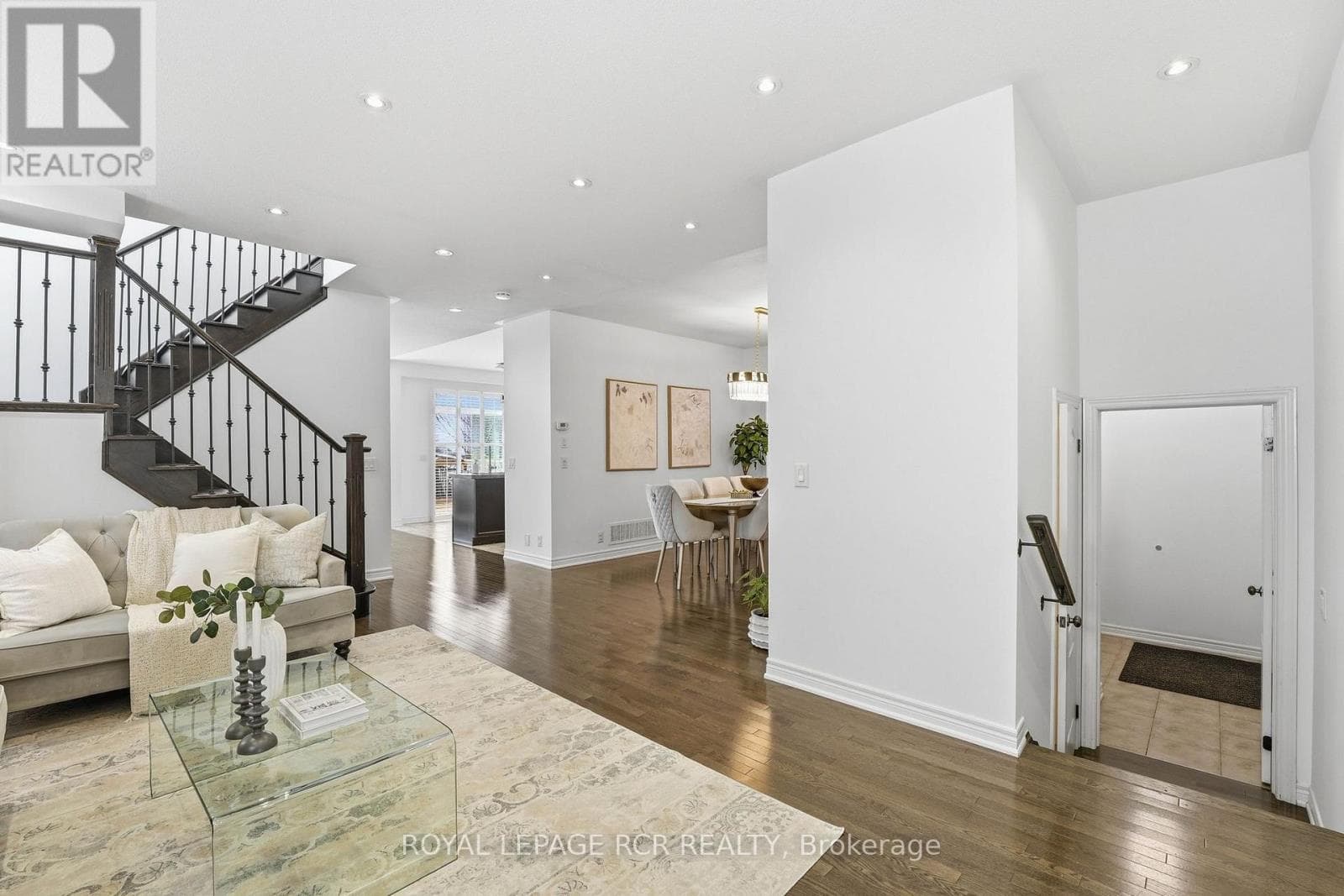 18 KERR LANE photo 5