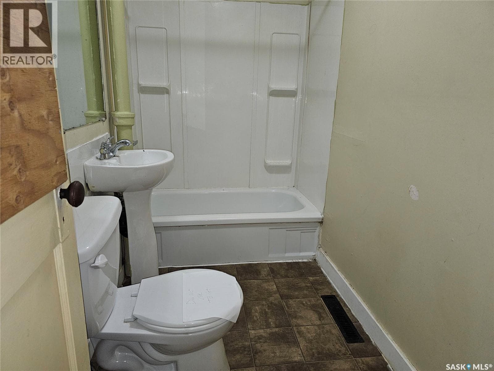 1432 105th STREET photo 7