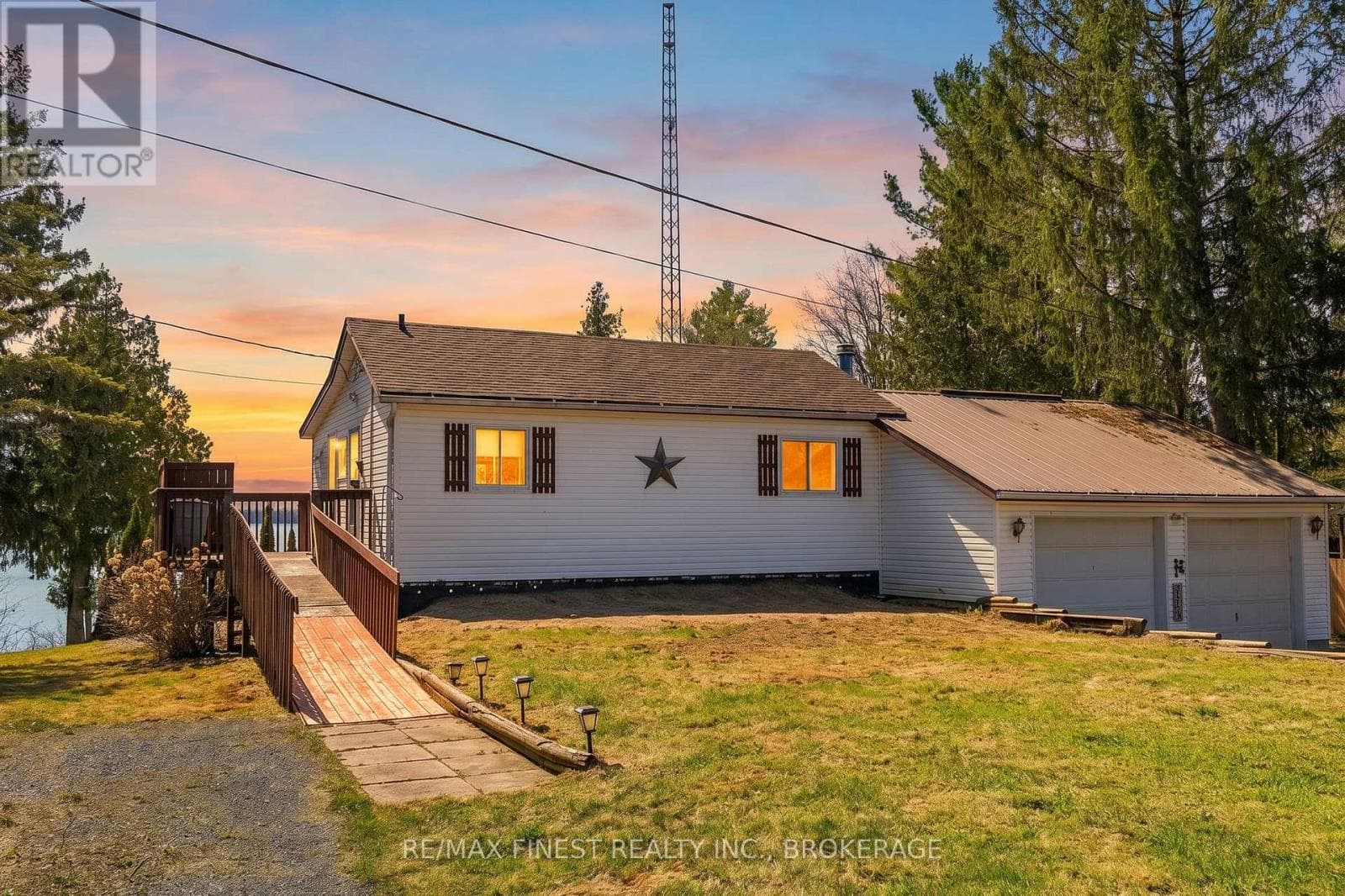 2 bed 1 bath single family at 520 PARK ROAD — $649,900