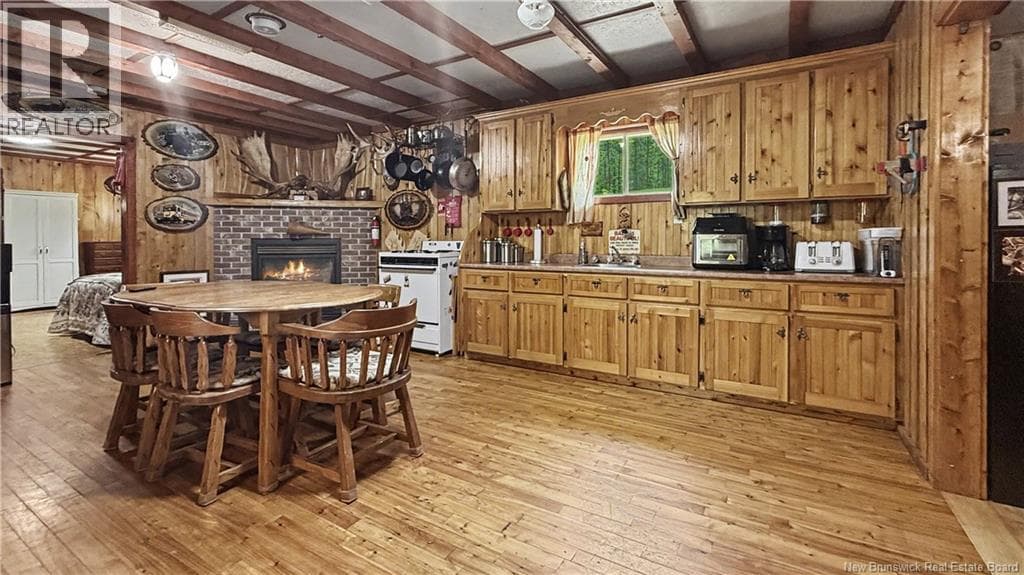 194 Meadow Brook Road photo 5