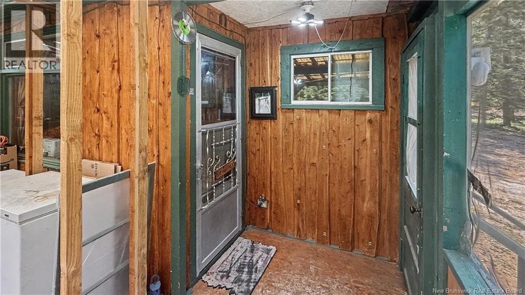 194 Meadow Brook Road photo 4