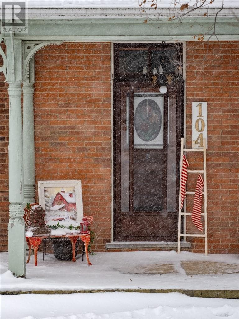 104 Arthur Street photo 2