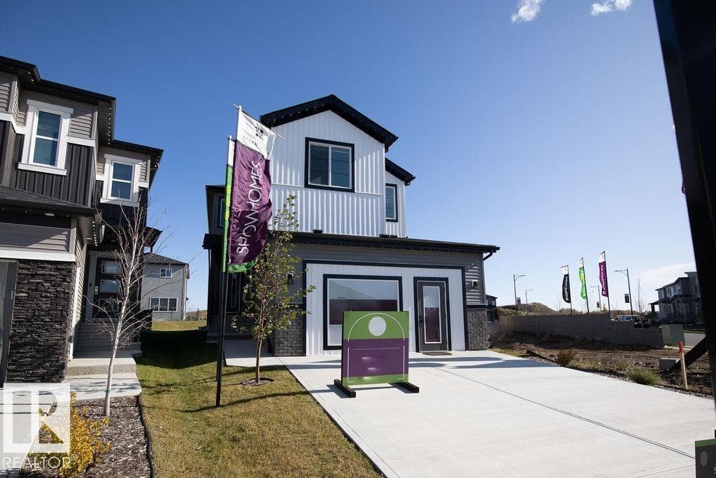 3 bed 3 bath single family at 102 Bluff CV — $600,000