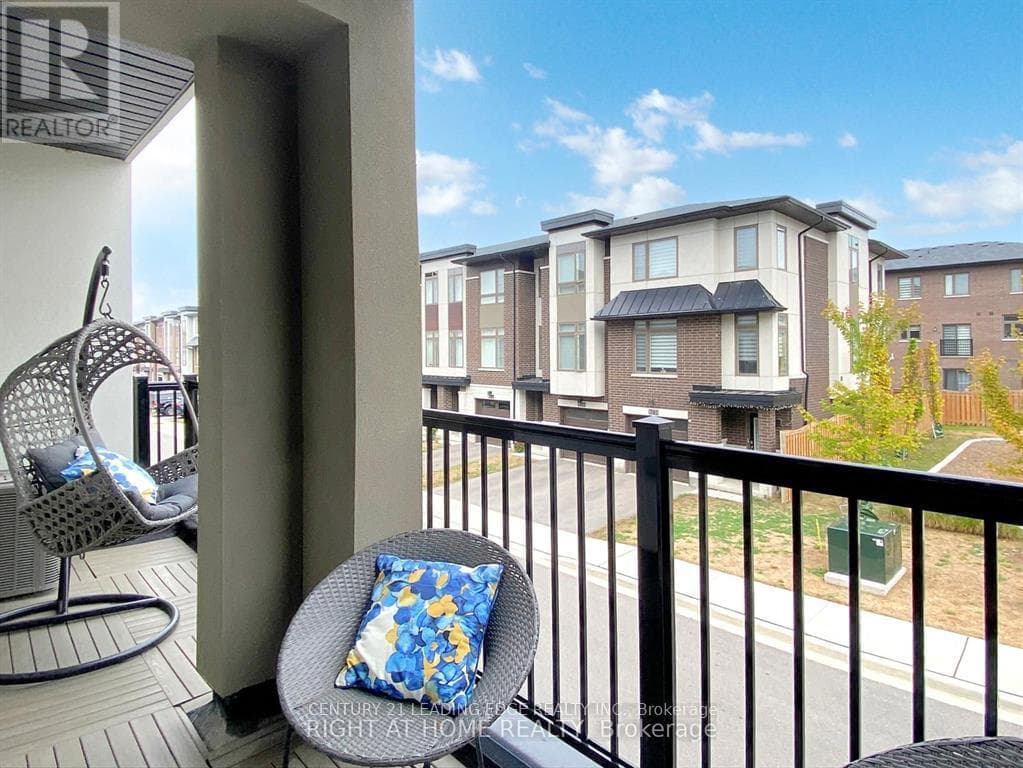 211 - 250 FINCH AVENUE photo 4
